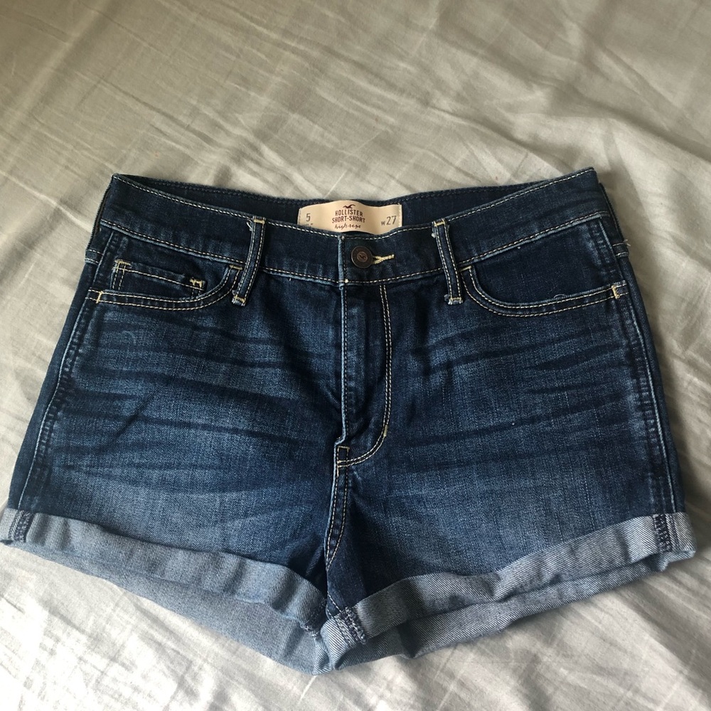 Holister Denim Shorts 🤪🌟